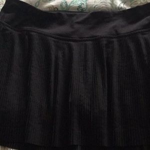 Black Pleat to the Street Skirt